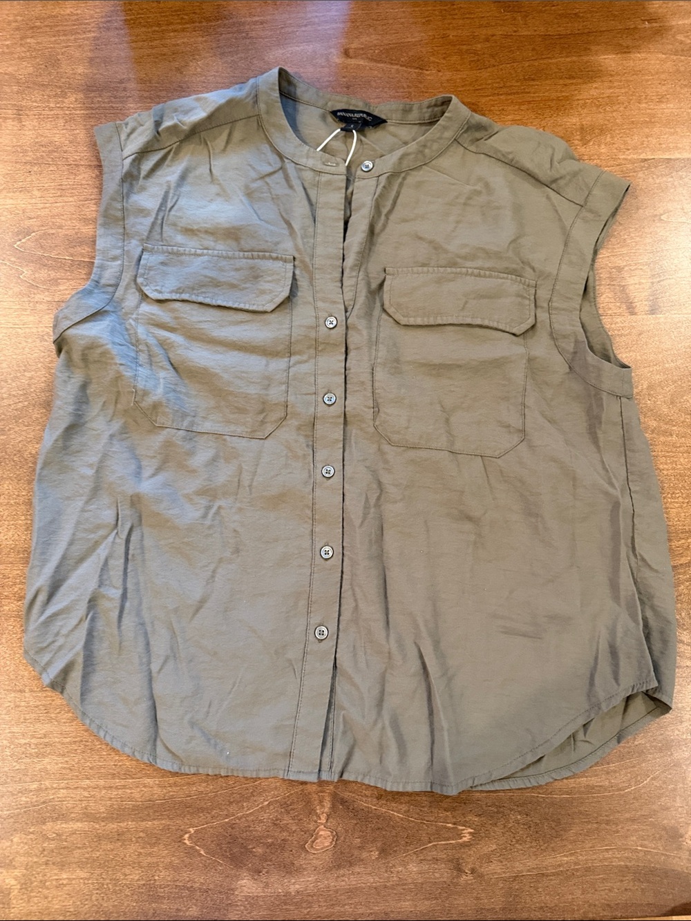 Banana Republic Olive Green Sleeveless Button Front Utility Shirt
